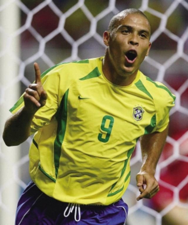 更是他在竞 更是他在竞