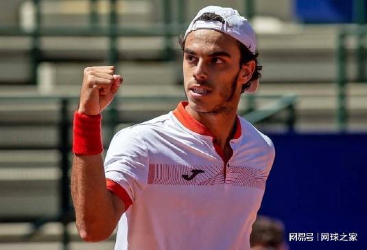 在足球风格 在足球风格