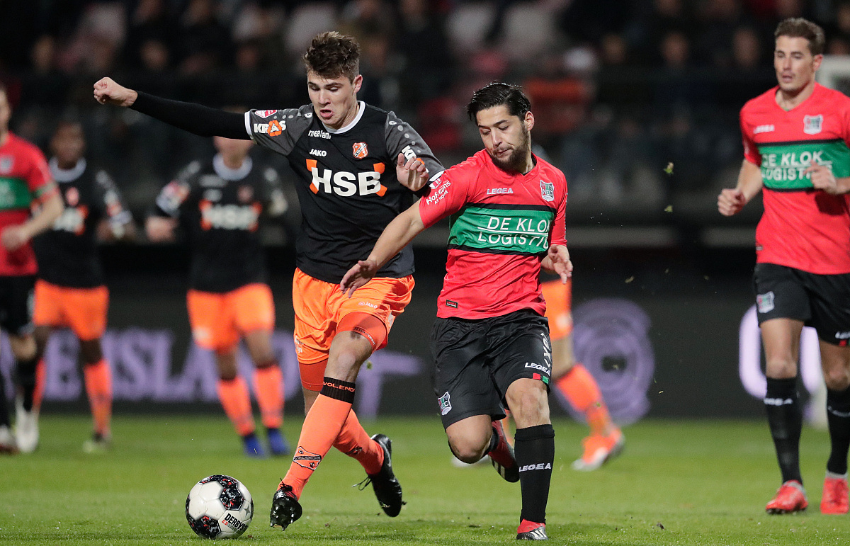 这场比拼不 这场比拼不