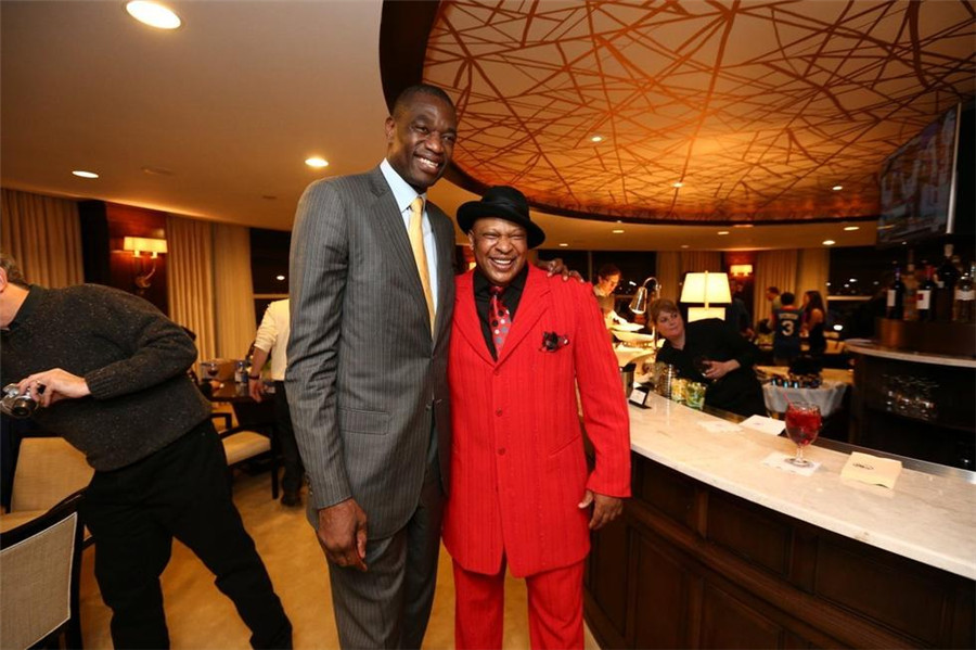 在欧洲完成 在欧洲完成