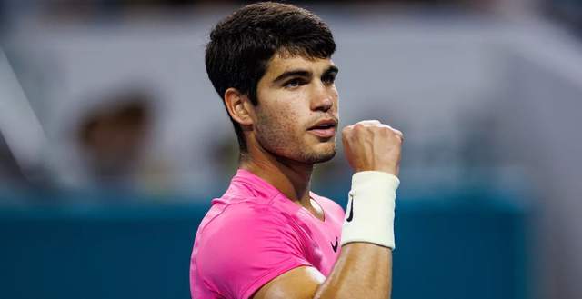 的赛场上 的赛场上