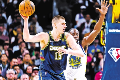 C罗被罚下 C罗被罚下